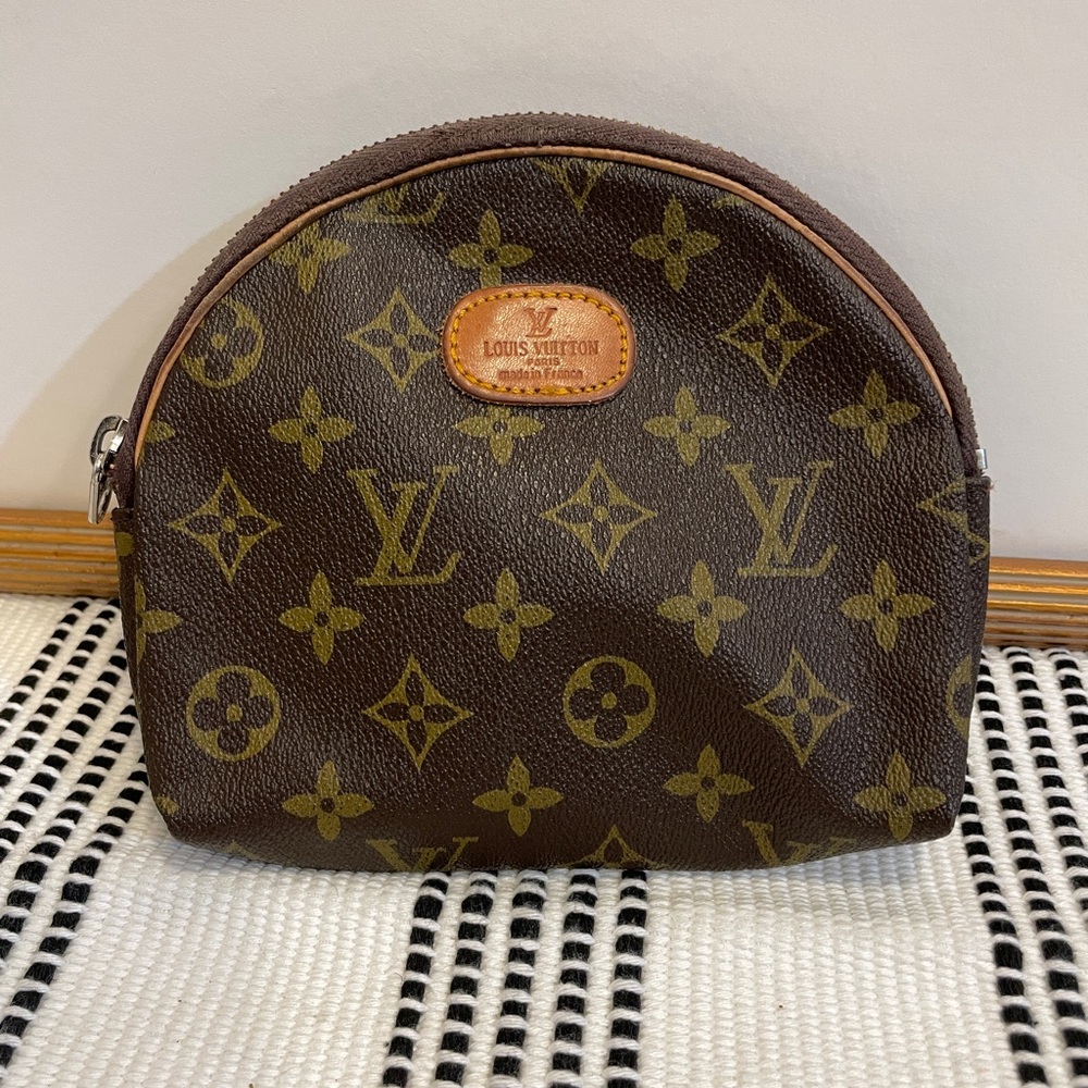 Vintage RARE Louis Vuitton pouch Boite Chapeau Handbag Pocketbook Pouch